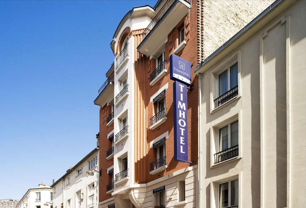 undefined Timhotel Tour Eiffel 3