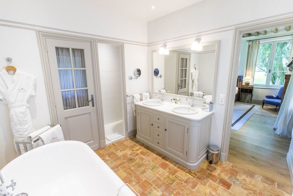 Le Clos de Grâce Junior Suite 6