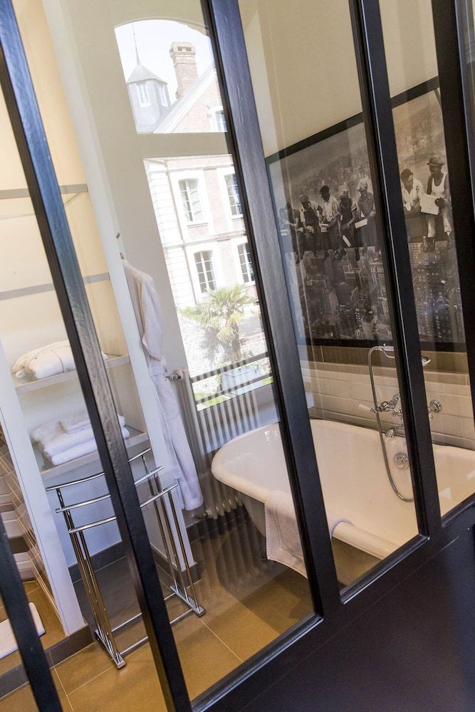 Le Clos de Grâce Family Suite 8