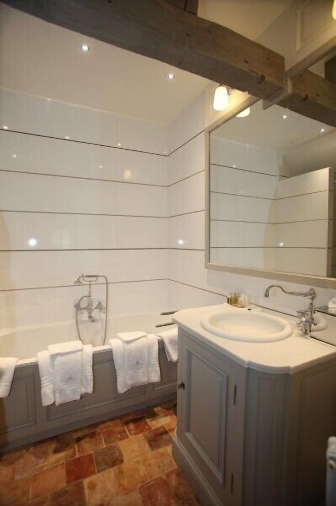 Le Clos de Grâce Junior Suite 9