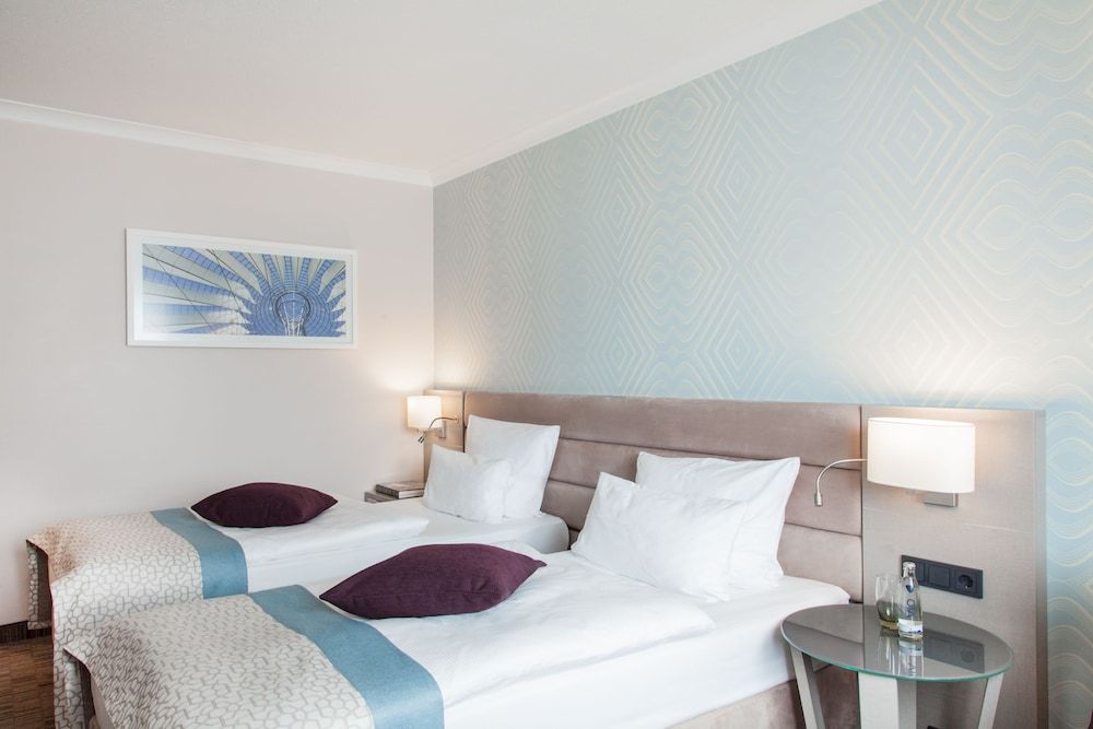 undefined Crowne Plaza Berlin City Centre by IHG 5