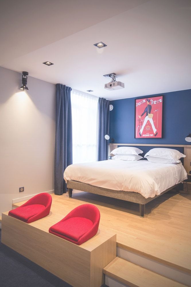 Le Magic Hall Deluxe Room 6