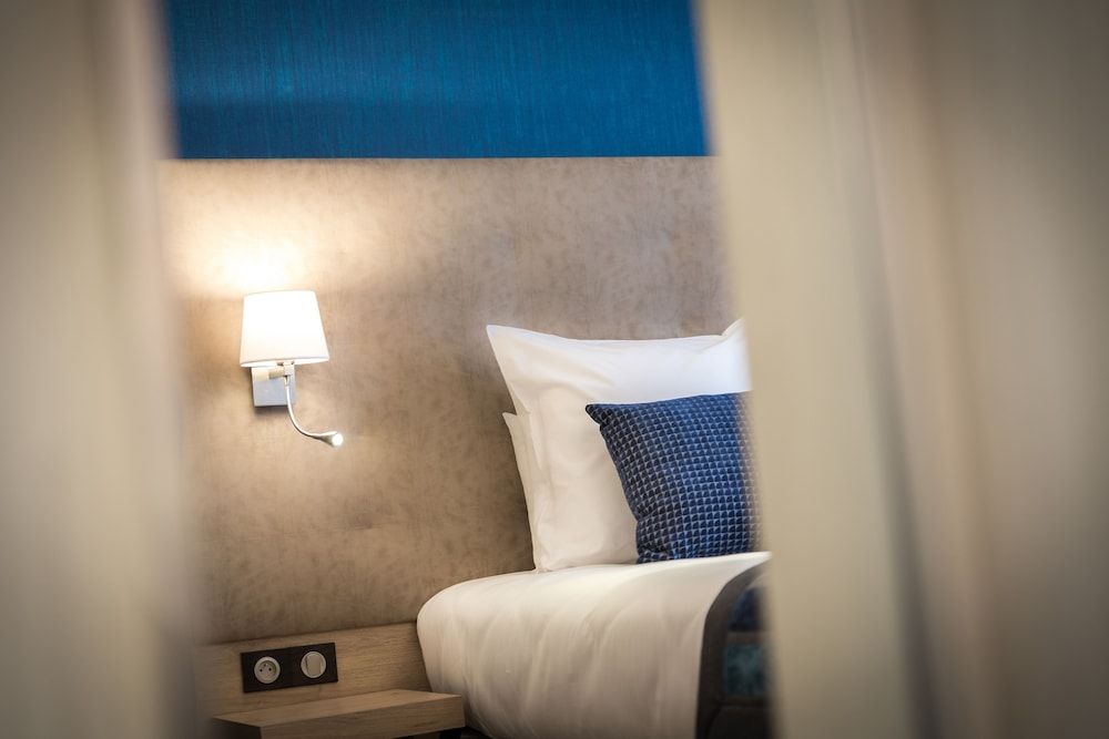 Hôtel Le Rive Droite & Spa Superior Double Room 9