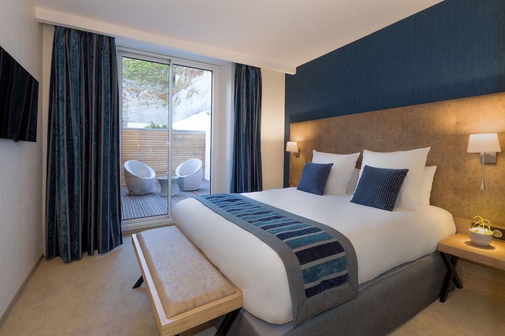 Hôtel Le Rive Droite & Spa Suite Privilege 3