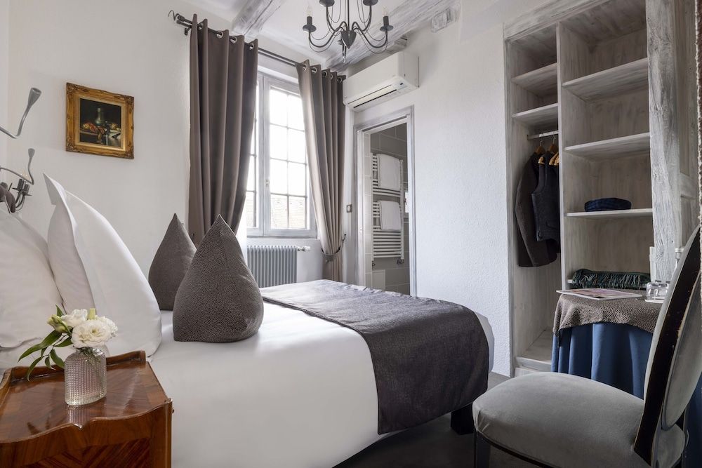 Hotel Le Maréchal Single Room 7