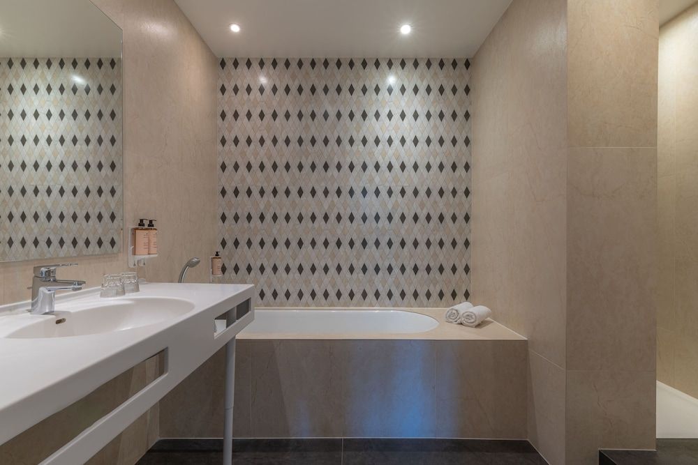 Le Château d Etoges Family Suite (Chateau) 2