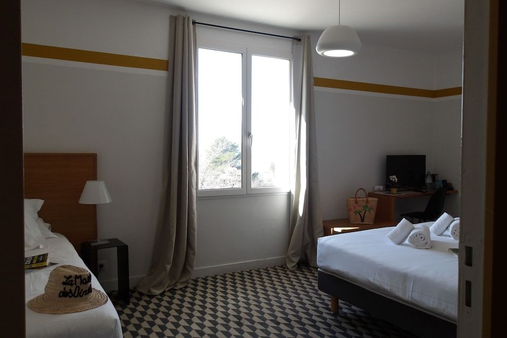 La Maison des Ocres Superior Quadruple Room, Mountain View 3