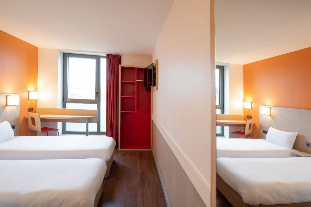 Première Classe Le Havre Les Docks Standard Room, 2 Twin Beds