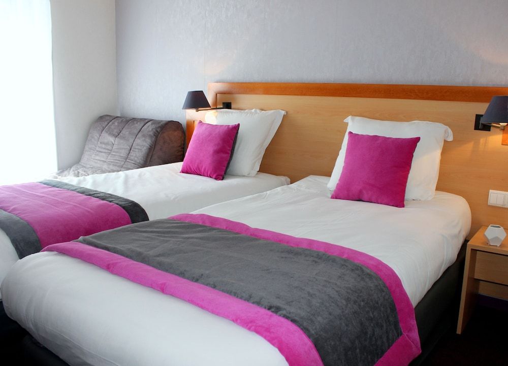 Hotel du Chemin Vert Paris Superior Twin Room