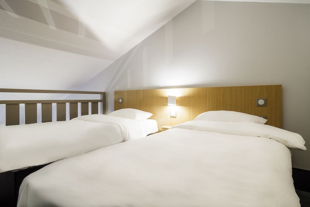 B&B HOTEL Saint-Brieuc Quadruple Room, Non Smoking