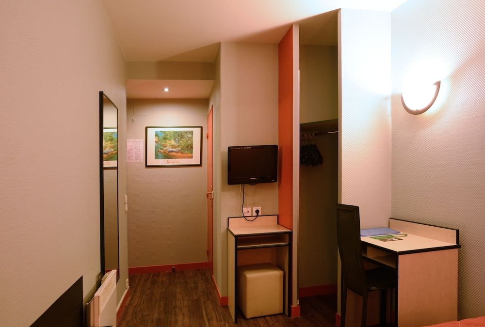 Hôtel Pierre Nicole Double Room 13