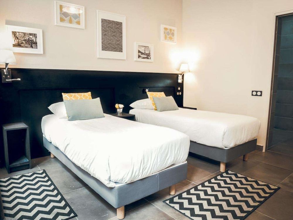 undefined Hotel Bonsejour Montmartre 2