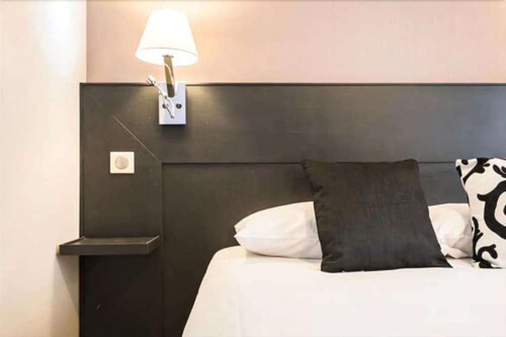 undefined Hotel Bonsejour Montmartre 9