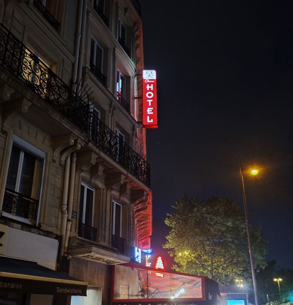 undefined Hipotel Paris Voltaire Bastille 7