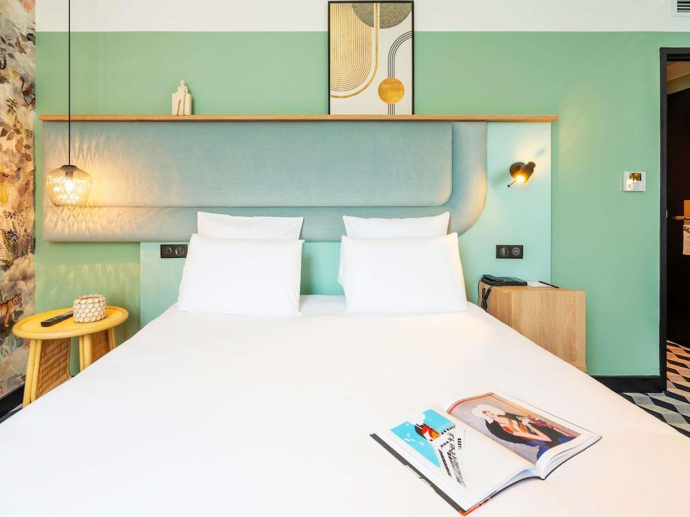 Splendid Hotel Lac d'Annecy - Handwritten Collection Superior Room, 1 Double Bed 2