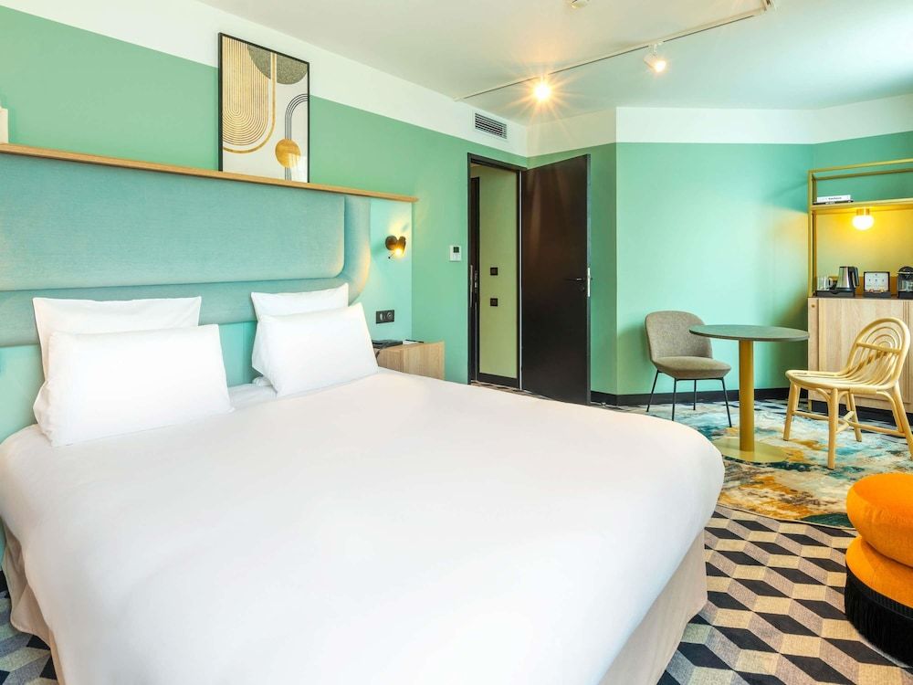 Splendid Hotel Lac d'Annecy - Handwritten Collection Superior Room, 1 Double Bed 4