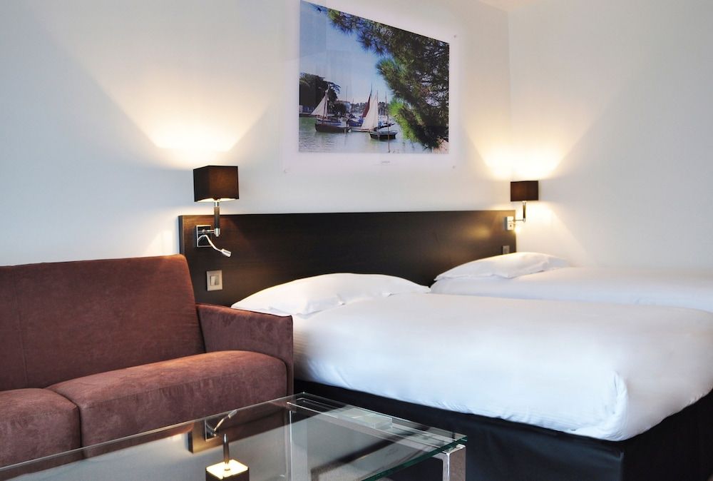 Golden Tulip Pornic Suites Superior Studio, 2 Twin Beds