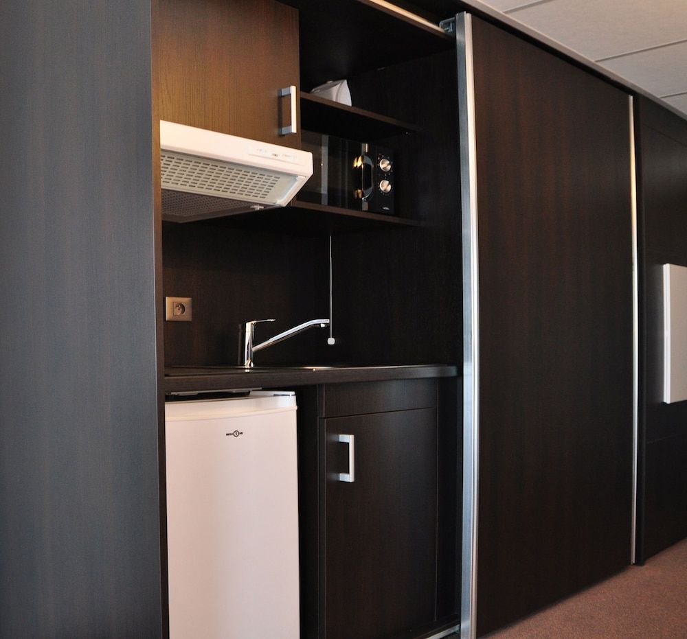 Golden Tulip Pornic Suites Superior Studio, 1 Double Bed 5