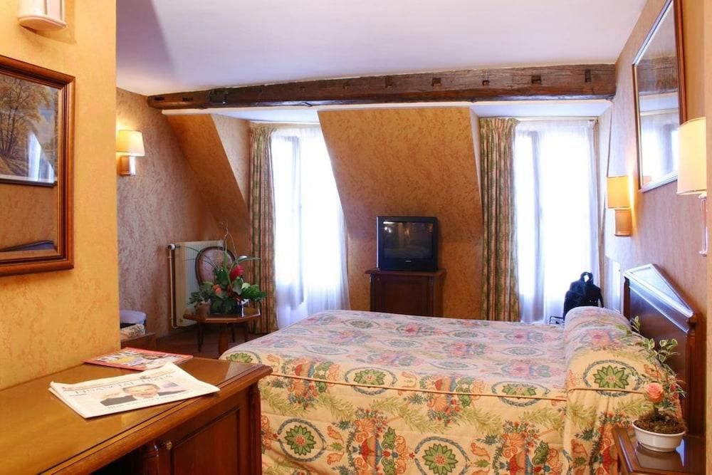 undefined Hôtel Meslay République 10