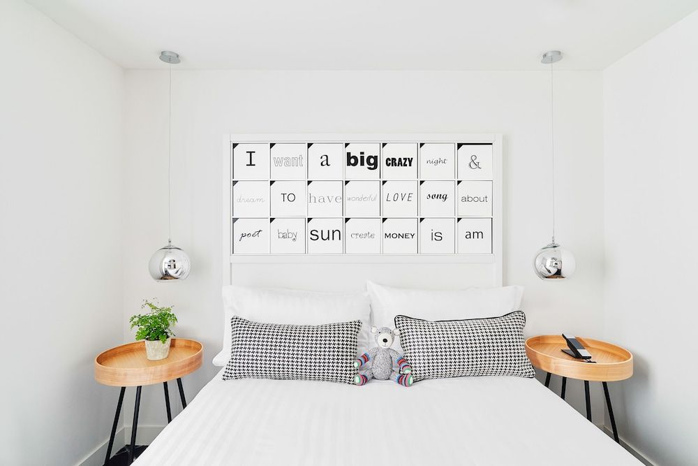 Hôtel Joke - Astotel Standard Double Room - Free soft minibar, courtesy tray Chromecast- Digital press 5