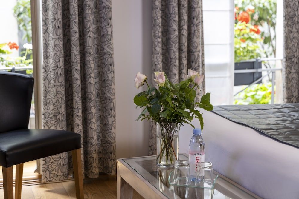 Hotel du Jeu de Paume Superior Double Room 5