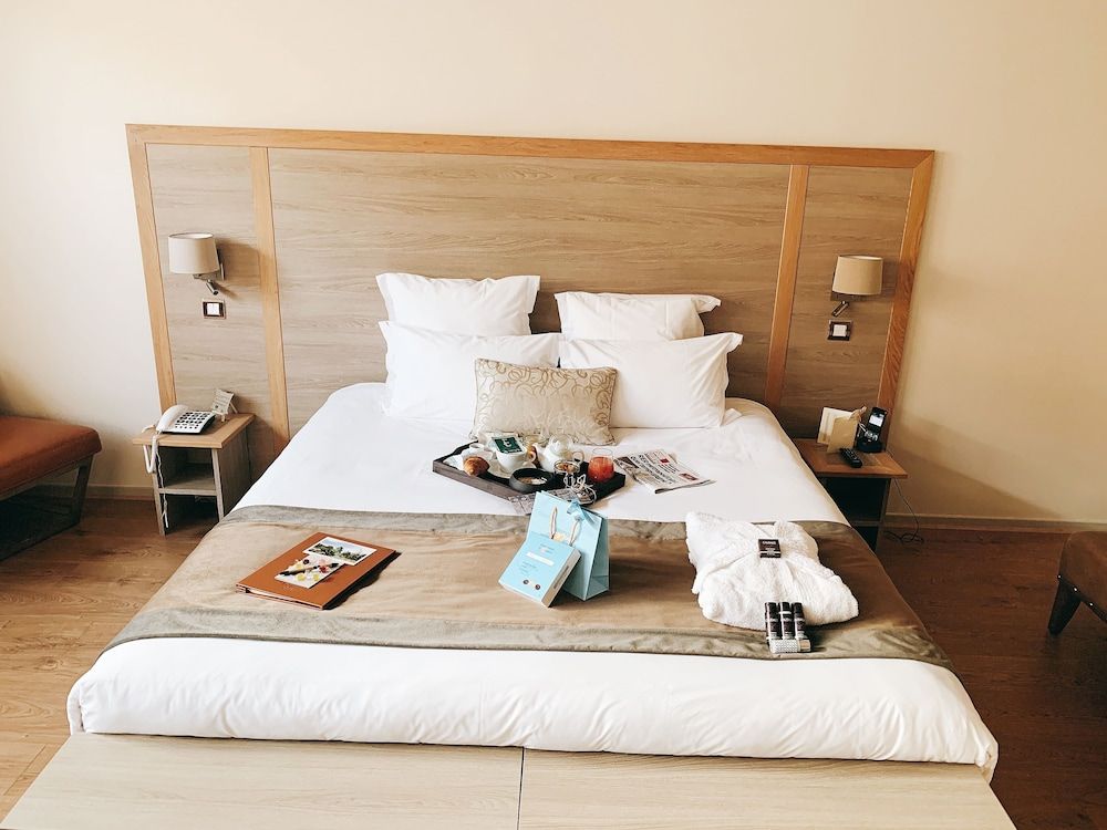 Hôtel Vatel Classic Double or Twin Room 4