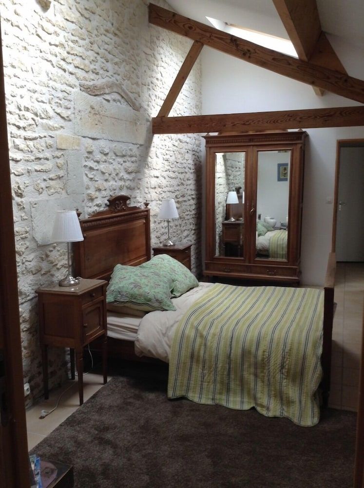 Double Room (Acacia)