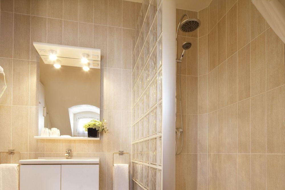 undefined Londres Saint-Honoré Hotel 8