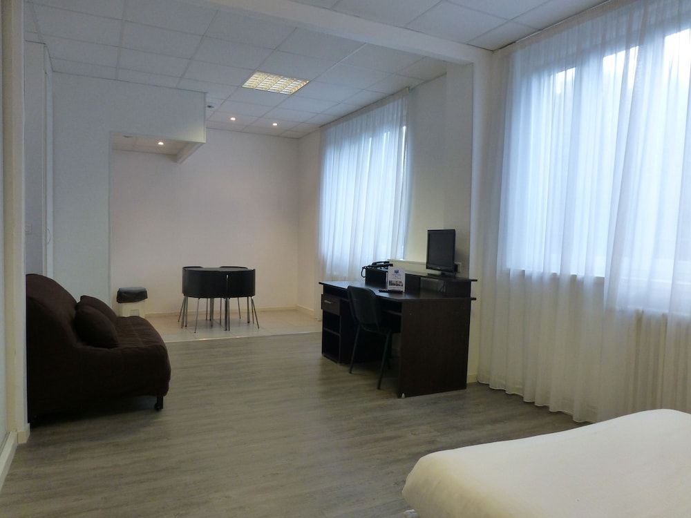 KOSY Appart’Hôtels – Le Cours Moreau Superior Studio 7