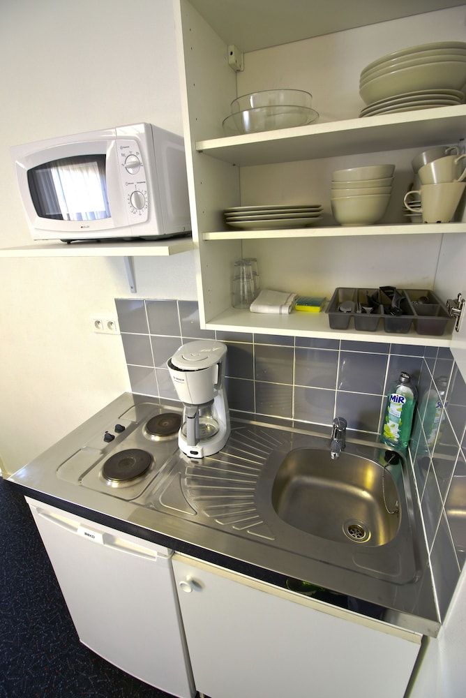 KOSY Appart’Hôtels – Le Cours Moreau Superior Studio 4