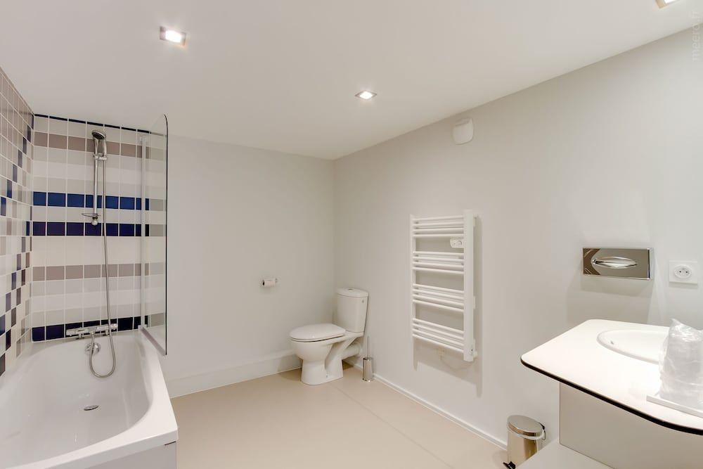 Privilège Appart Hotel Saint-Exupéry Studio Suite, 1 Double Bed with Sofa bed (max 4 persons) 4