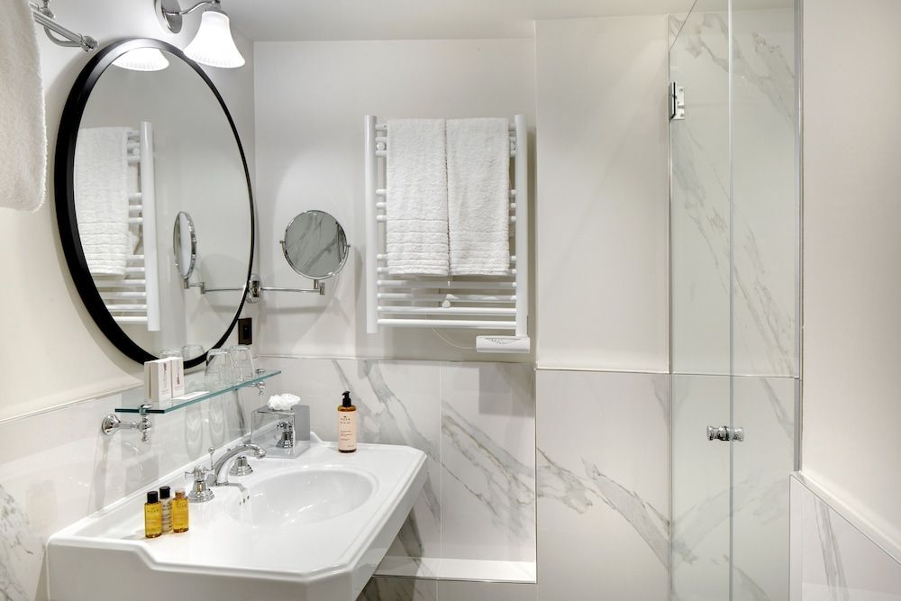 Hotel Les Rives De Notre Dame Superior Double or Twin Room 8