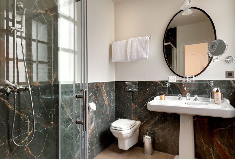 Hotel Les Rives De Notre Dame Superior Double or Twin Room 14