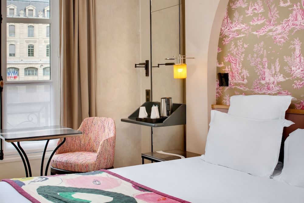 Hotel Les Rives De Notre Dame Classic Double Room