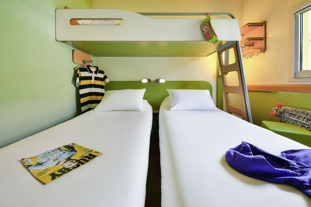 Triple Room, Multiple Beds