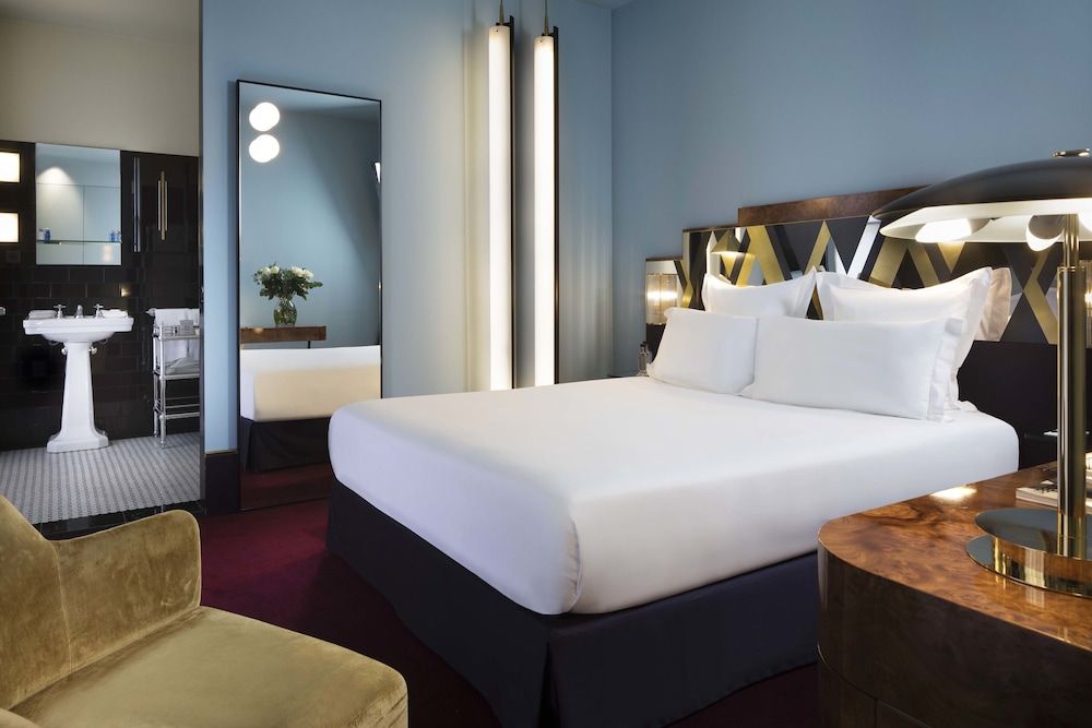 undefined Hotel Saint-Marc 3