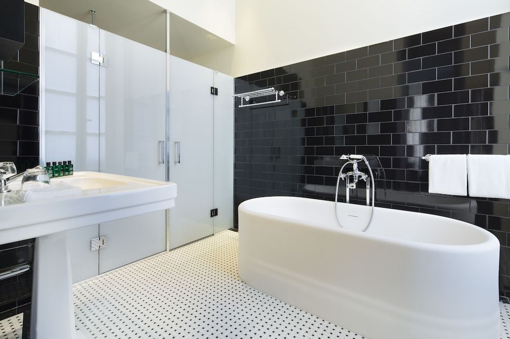 Hotel Saint-Marc Prestige Room, free access to Spa upon request 4