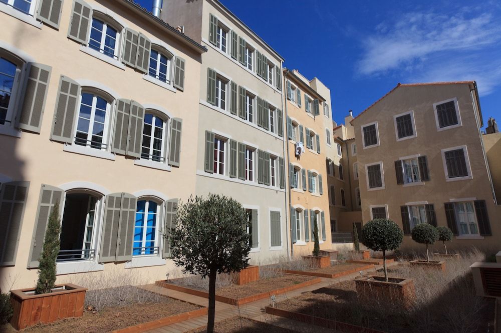undefined Les Appartements du Vieux-Port 10