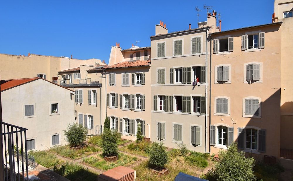undefined Les Appartements du Vieux-Port 8
