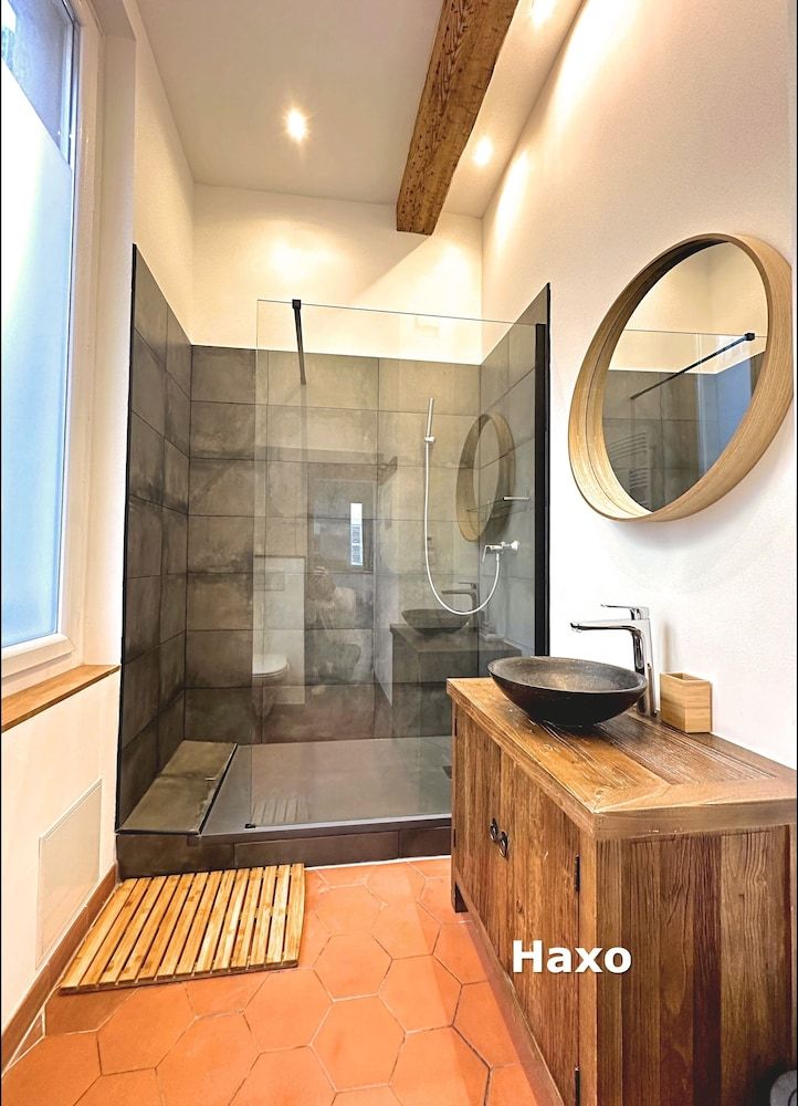 Les Appartements du Vieux-Port Deluxe Apartment 7