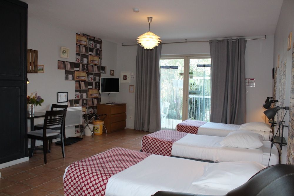 Triple Room (1)
