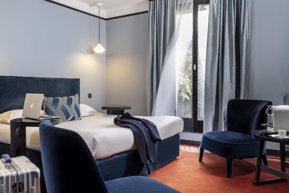 Exclusive Room