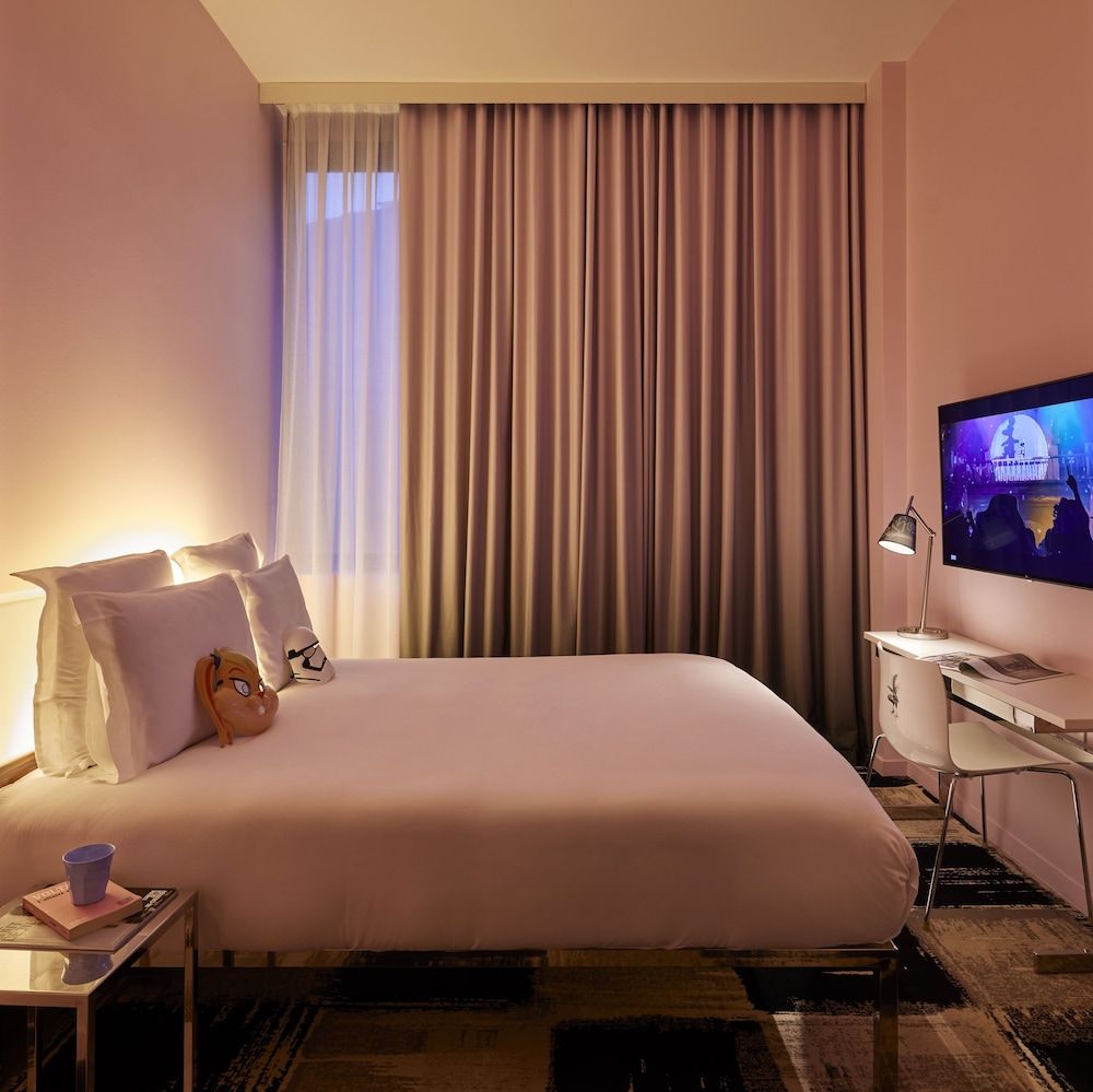 Mama Shelter Bordeaux Room, 1 Queen Bed (Medium Mama Double) 2