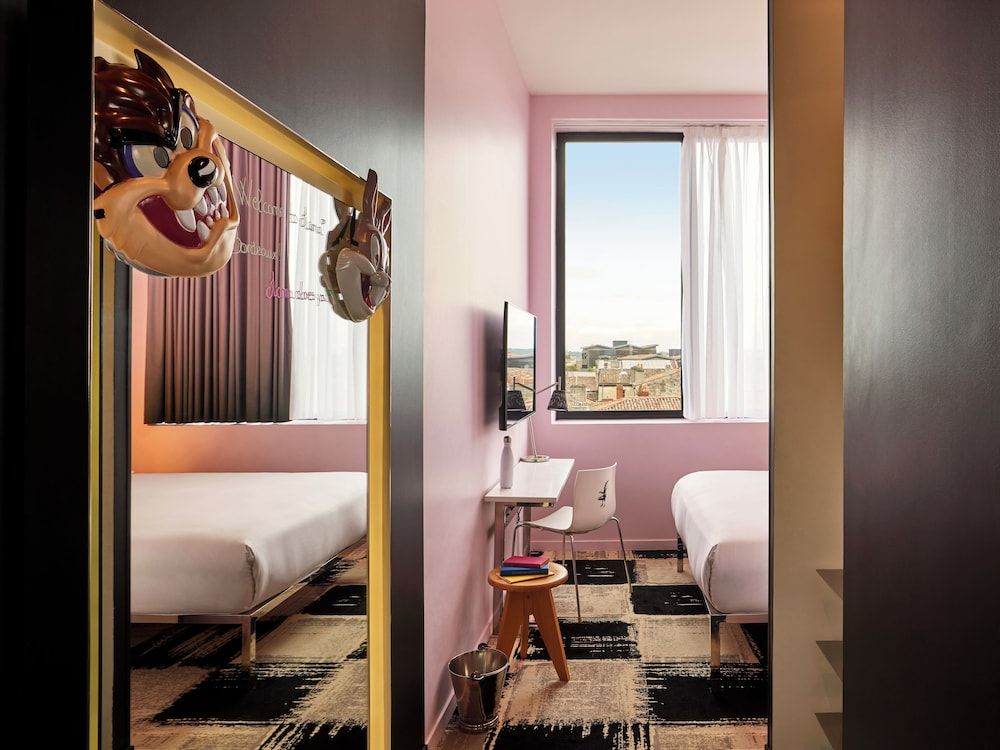 Mama Shelter Bordeaux Room, 1 Queen Bed (Small Mama Double) 7