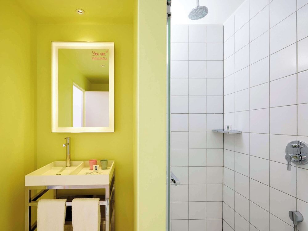 undefined Mama Shelter Bordeaux 9