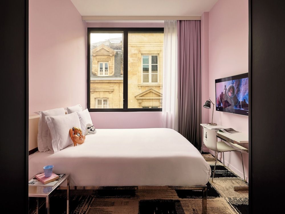 Mama Shelter Bordeaux Room, 1 Queen Bed (Medium Mama Double) 3