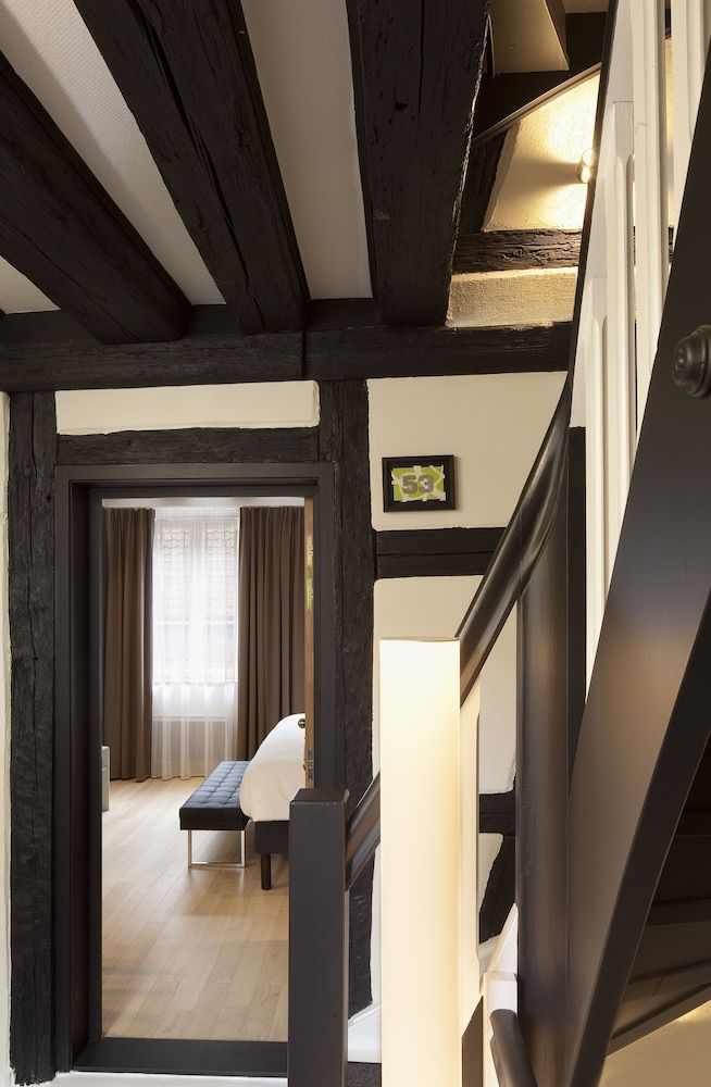 Hotel Le Colombier Suites Deluxe Room 17