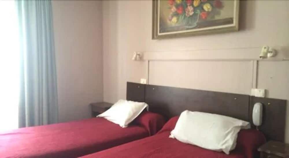 Hôtel Stanislas Superior Twin Room 2