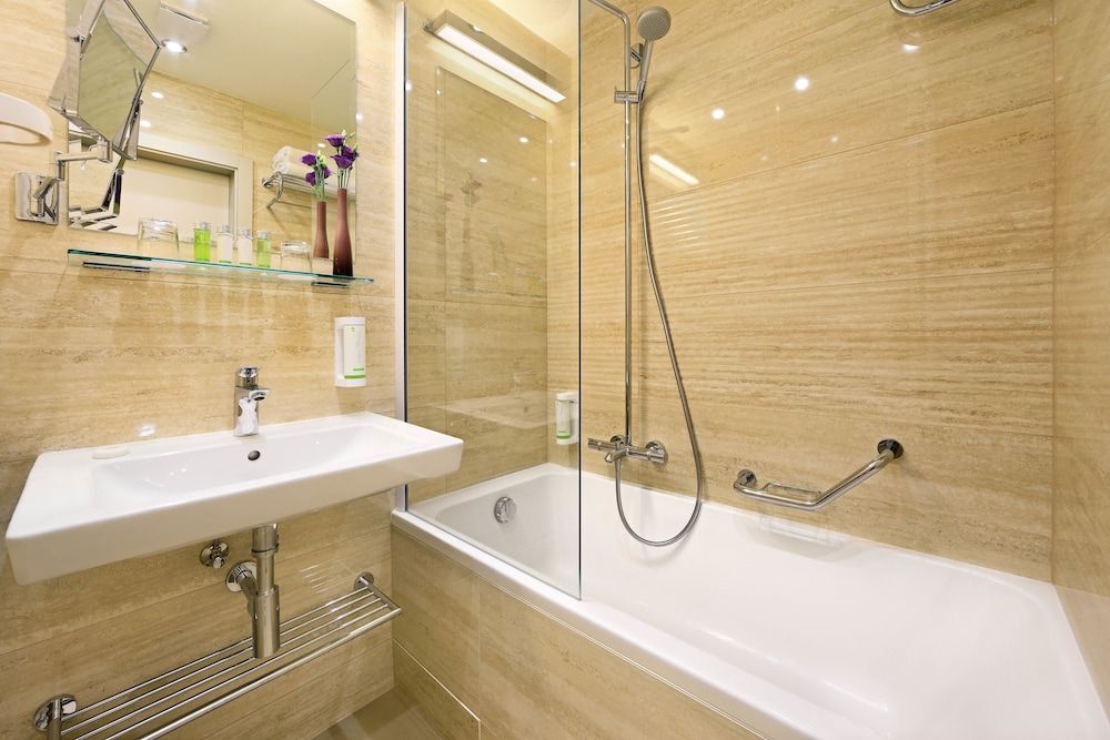 Hotel Ametyst Deluxe Double or Twin Room 7