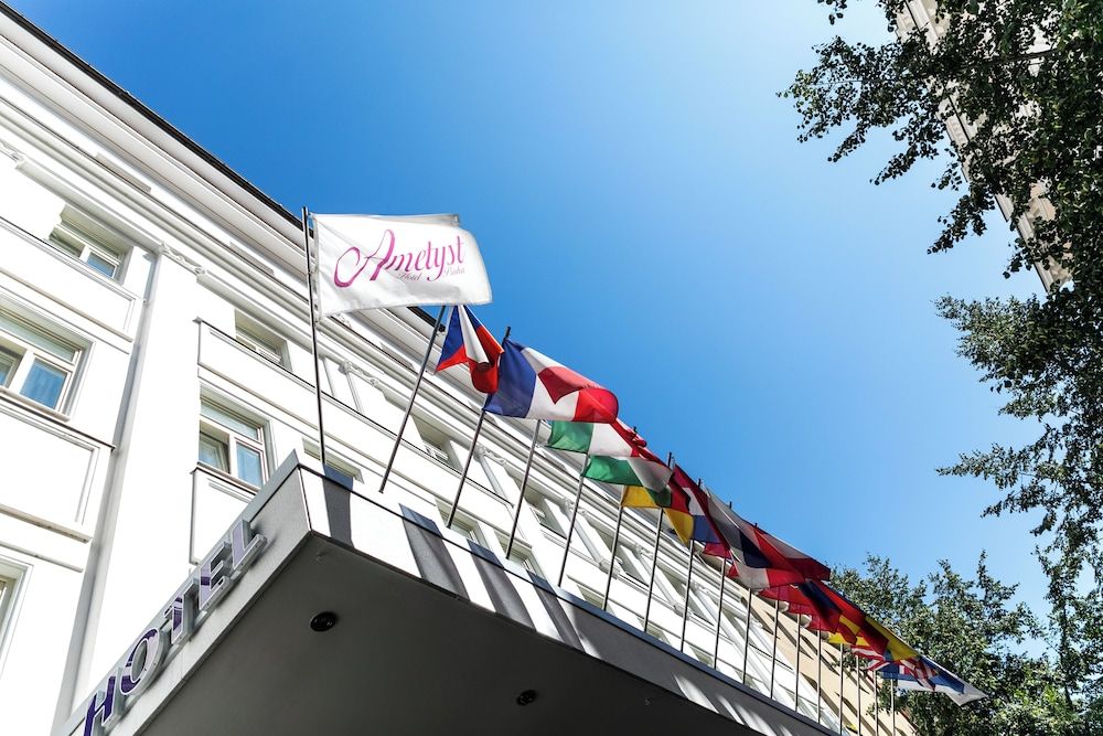 undefined Hotel Ametyst 8